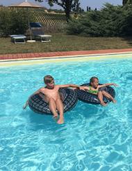 FA99E344-00A9-49C2-938B-09005566ED1D