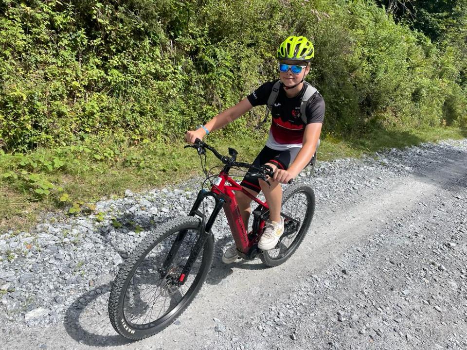 c0bc442d-84d3-433a-9008-7fb8e41ec896