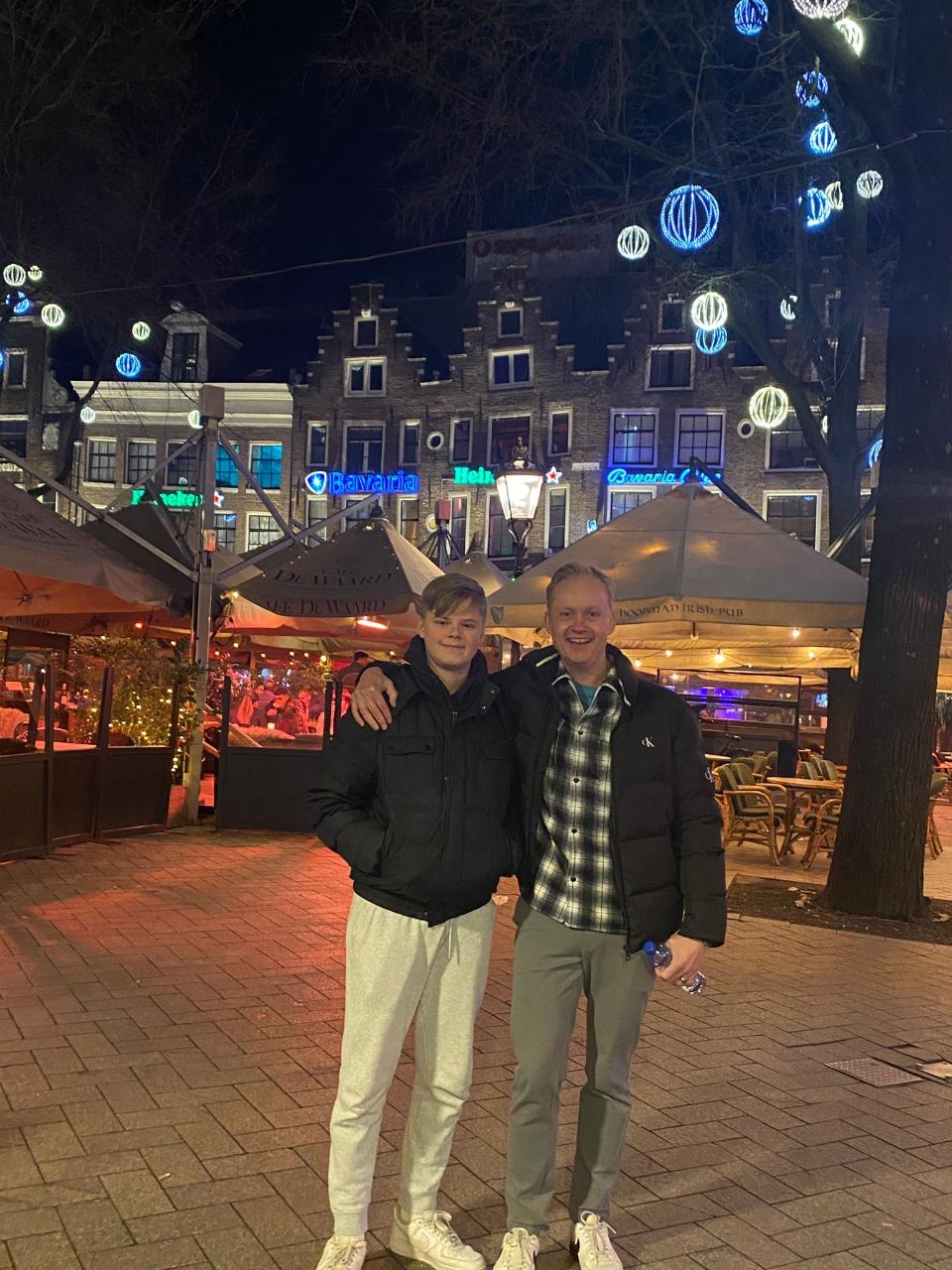 9c138e07-0197-4c38-b489-8fc7cb94498b